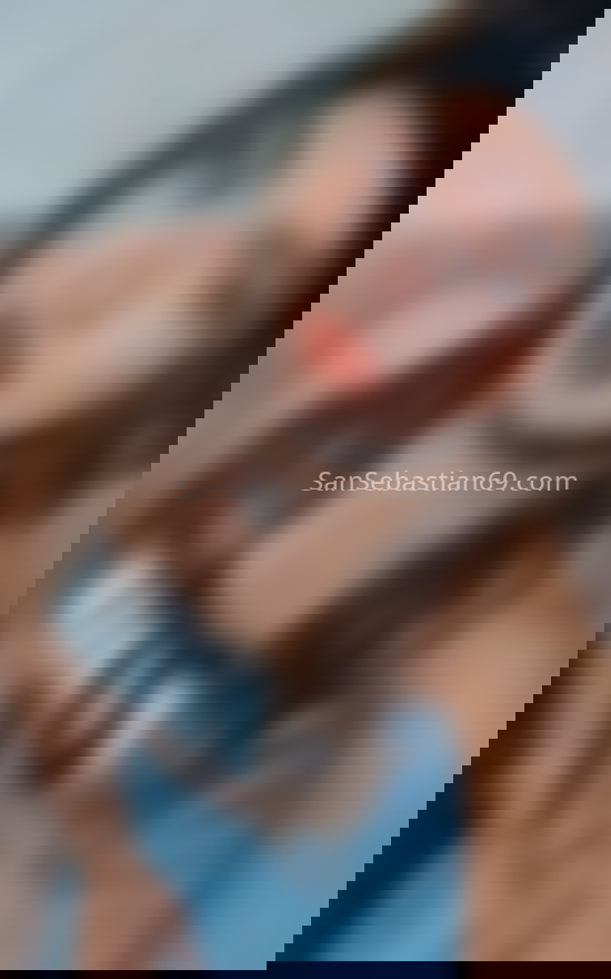 Ari, trans latina. 613608369. Citas en SAN SEBASTIÁN, SAN SEBASTIÁN. www.sansebastian69.com.