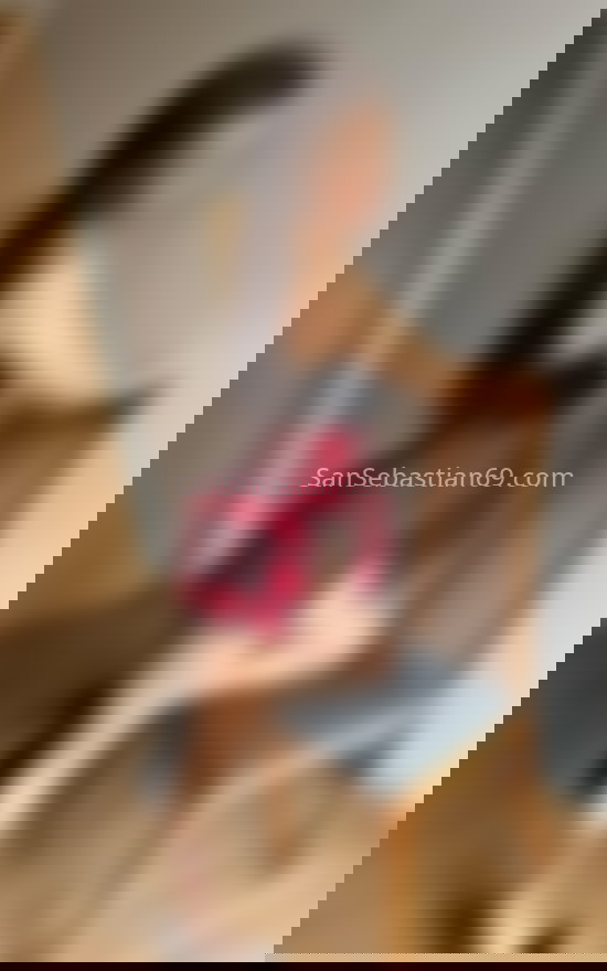 Andrea, chica latina con buen rollo. 722276100. Citas en SAN SEBASTIÁN, SAN SEBASTIÁN. www.sansebastian69.com.