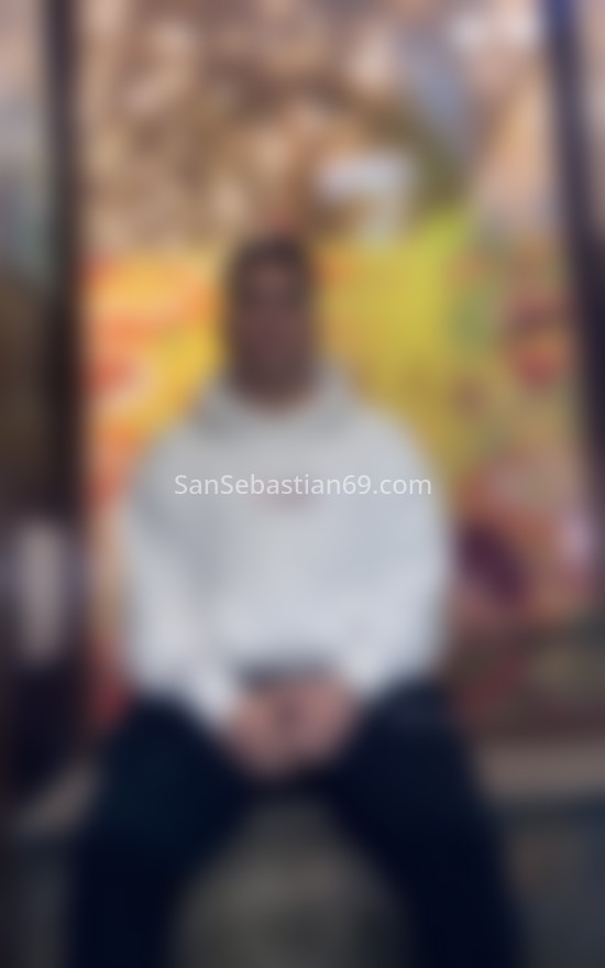 Maximiliano, latino. 672488234. Citas en SAN SEBASTIÁN, SAN SEBASTIÁN. www.sansebastian69.com.