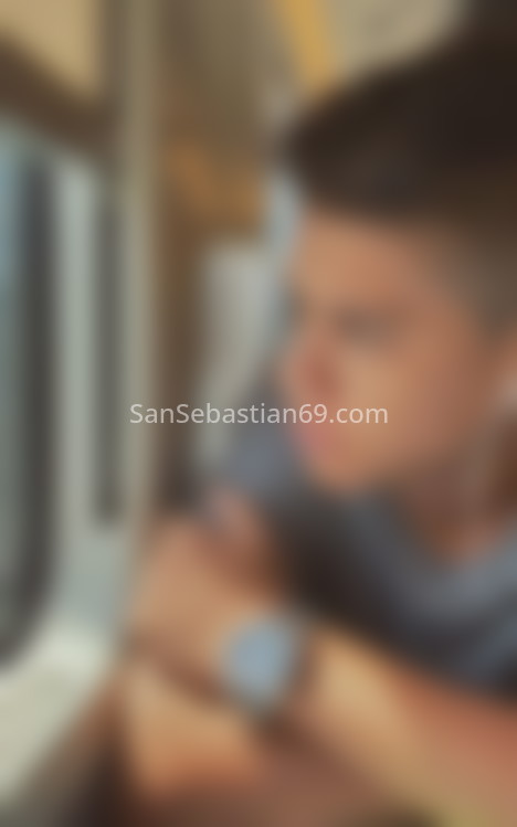 Alejandro, recién llegado a la ciudad. 648100675. Citas en SAN SEBASTIÁN, SAN SEBASTIÁN. www.sansebastian69.com.