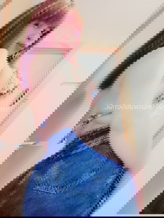 Nicole, latina. 604985024. Citas en SAN SEBASTIÁN, SAN SEBASTIÁN. www.sansebastian69.com.